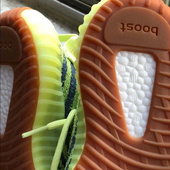 Too small - Picture 6 of 8